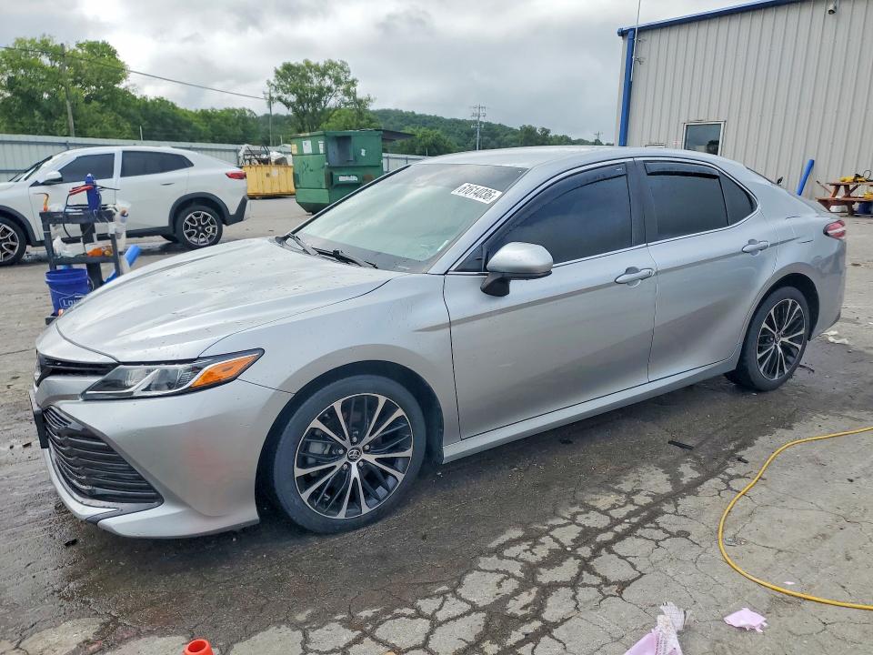 Aukcja sprzedaży 2018 Toyota Camry, vin: 4T1B11HK3JU022615, numer aukcji: 61614036