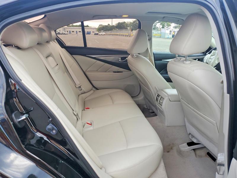 63131336 :رقم المزاد ، JN1BV7AR3FM401451 vin ، 2015 Infiniti Q50 مزاد بيع