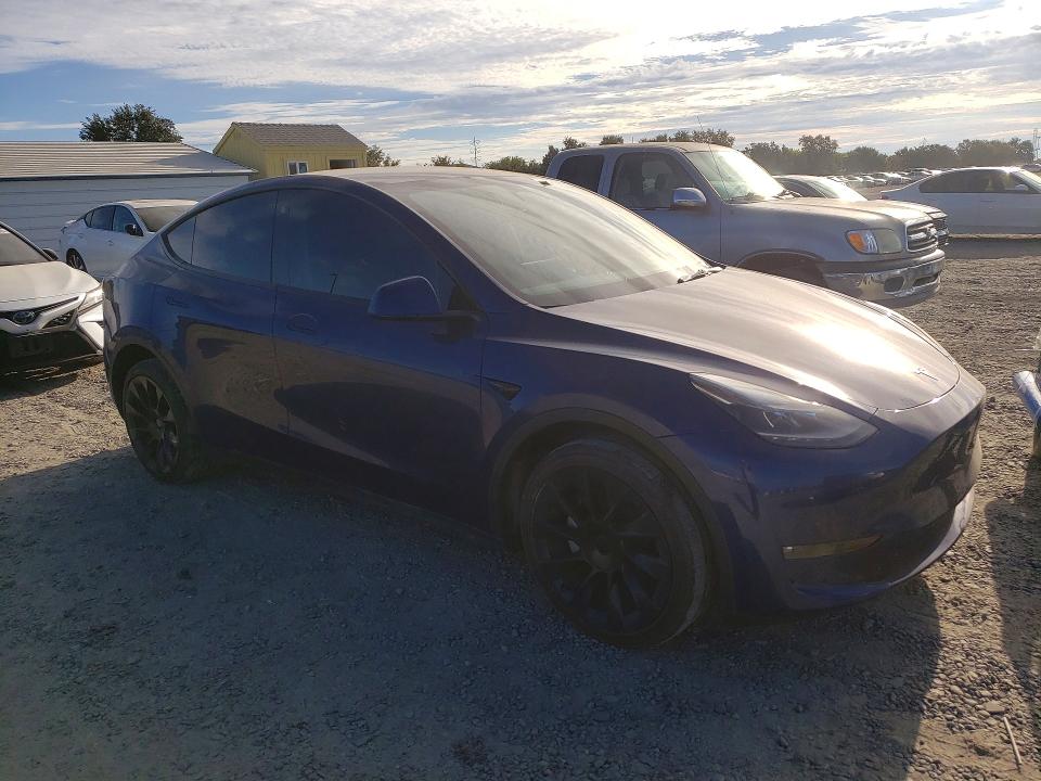 61624496 :رقم المزاد ، 7SAYGDEE4PF637370 vin ، 2023 Tesla Model Y مزاد بيع