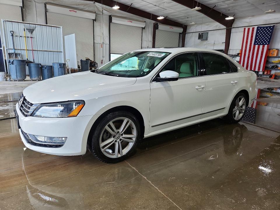 Продаж на аукціоні авто 2015 Volkswagen Passat, vin: 1VWCV7A35FC084949, номер лоту: 61403796
