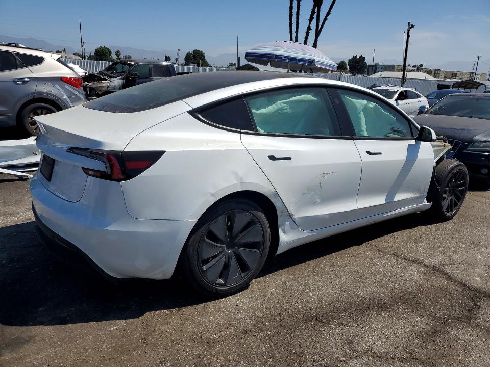 63001726 :رقم المزاد ، 5YJ3E1EA2SF918214 vin ، 2025 Tesla Model 3 مزاد بيع