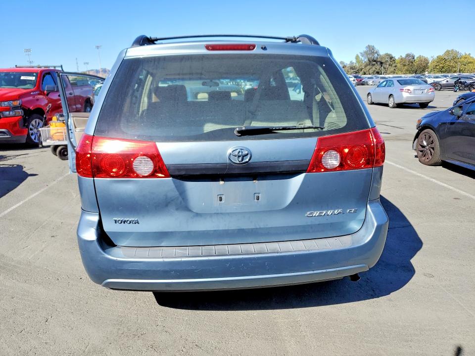 Продажа на аукционе авто 2008 Toyota Sienna, vin: 5TDZK23C18S205743, номер лота: 59380866