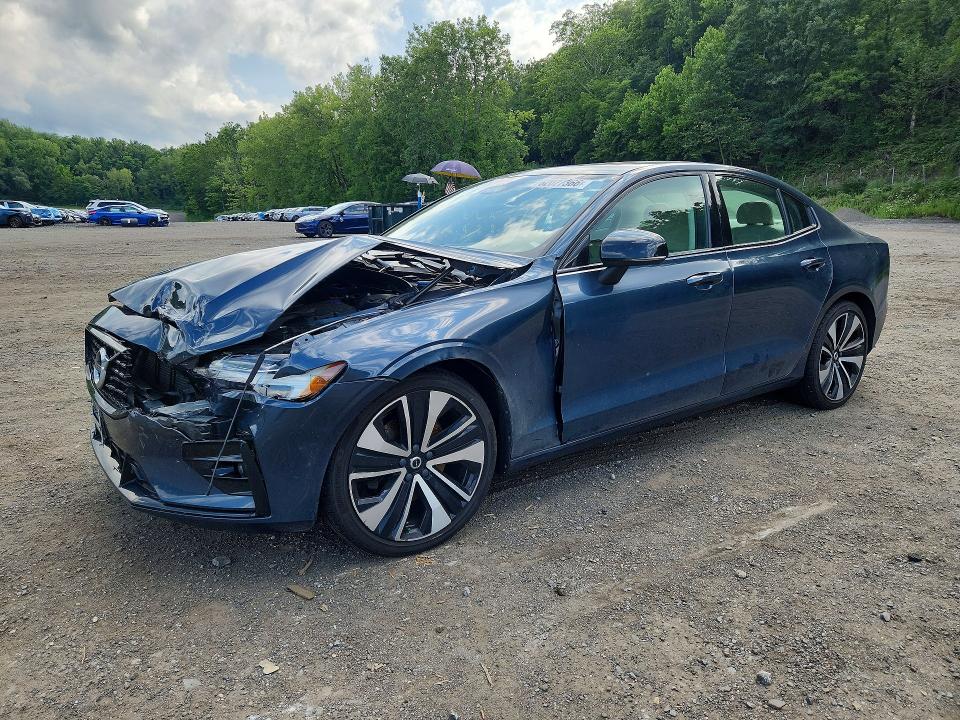 Продажа на аукционе авто 2022 Volvo S60, vin: 7JRL12TZ6NG160772, номер лота: 62027366