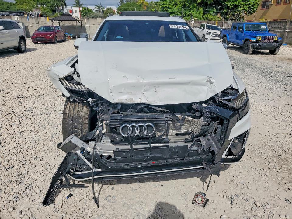 Продажа на аукционе авто 2022 Audi Q8, vin: WA1FVBF17ND021820, номер лота: 60330346