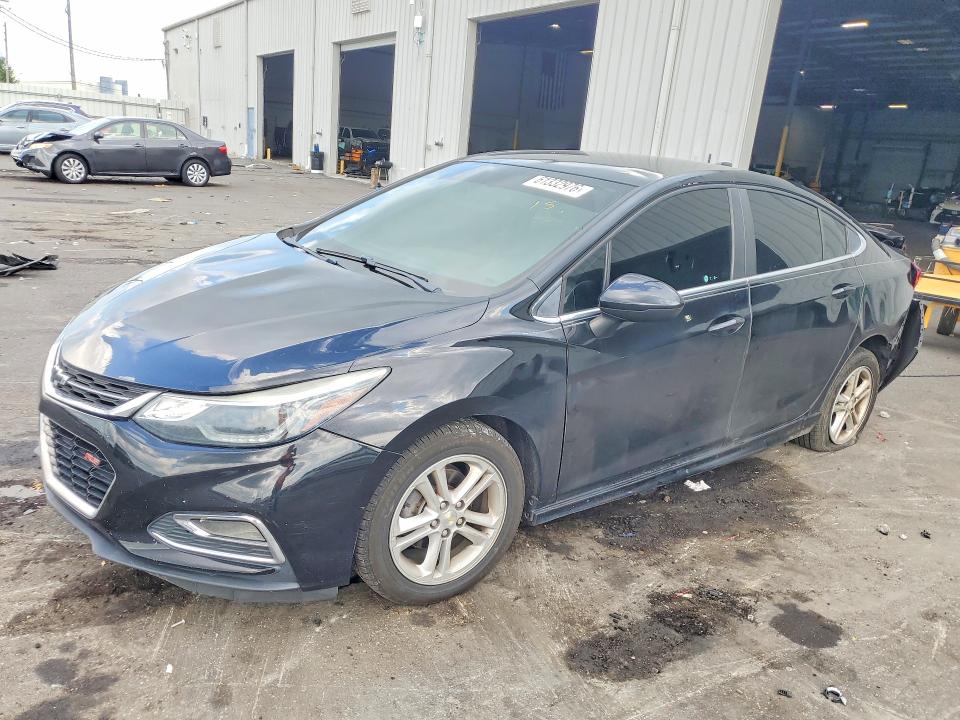 Продажа на аукционе авто 2018 Chevrolet Cruze, vin: 1G1BE5SM7J7130186, номер лота: 61332976