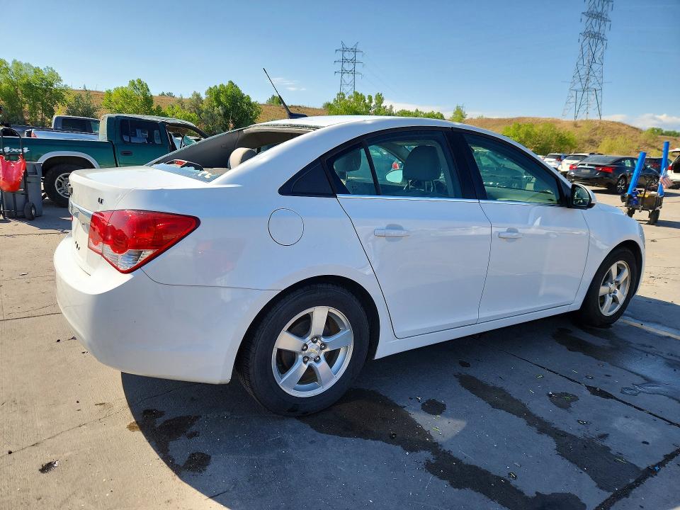 60623766 :رقم المزاد ، 1G1PC5SB1E7143757 vin ، 2014 Chevrolet Cruze مزاد بيع