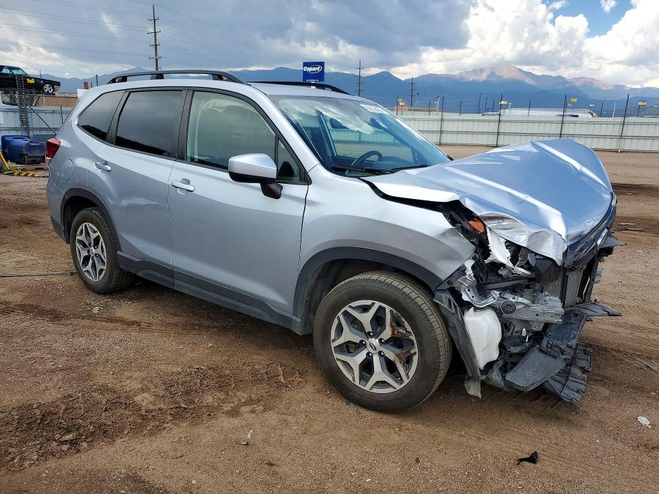 Продаж на аукціоні авто 2022 Subaru Forester, vin: JF2SKAEC2NH507214, номер лоту: 62636456