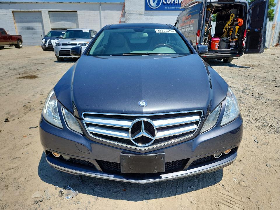 2011 Mercedes-benz E მანქანა იყიდება აუქციონზე, vin: WDDKJ5GB4BF083206, აუქციონის ნომერი: 85772375