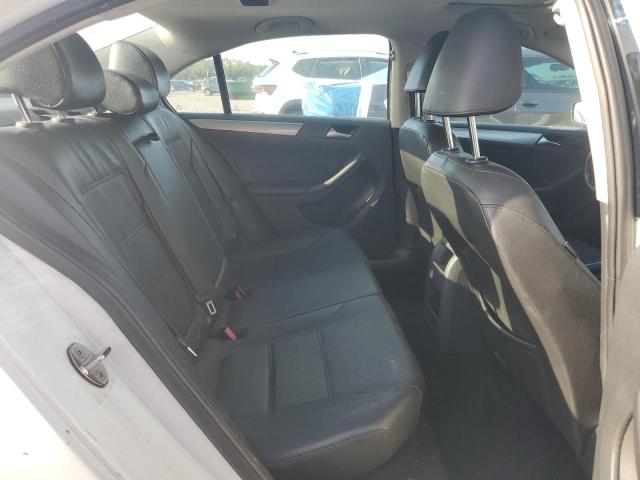 61428816 :رقم المزاد ، 3VWD67AJ5GM402889 vin ، 2016 Volkswagen Jetta مزاد بيع