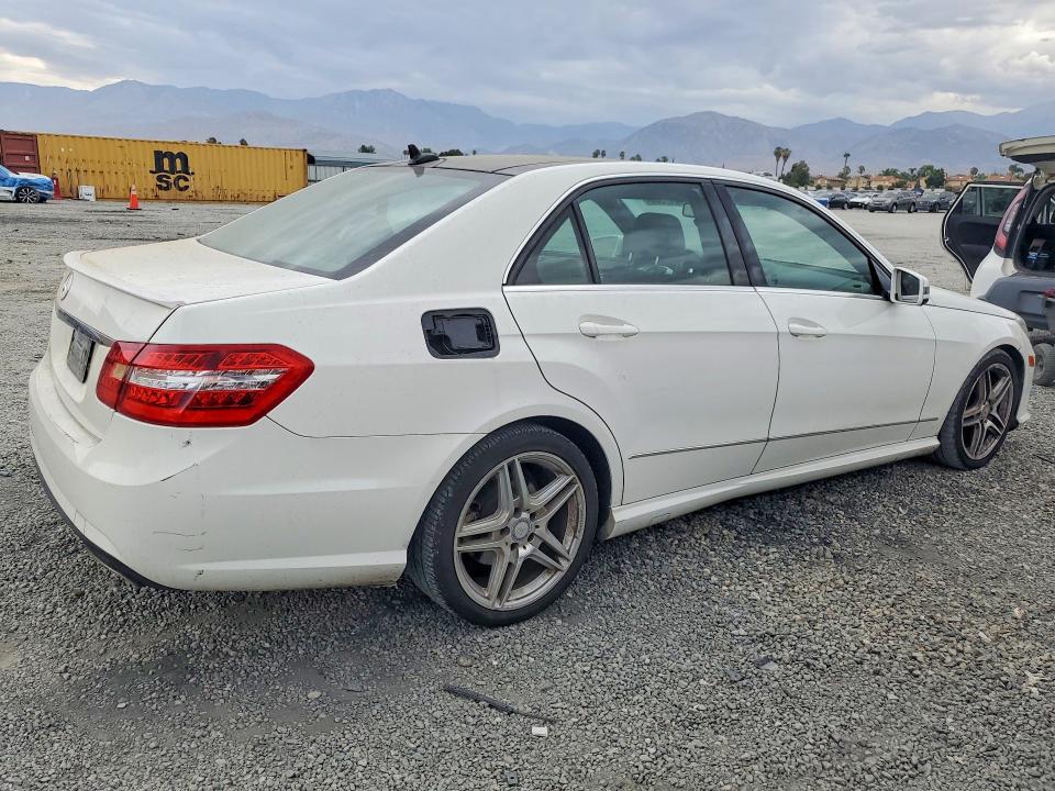 Продажа на аукционе авто 2013 Mercedes-benz E, vin: WDDHF5KB6DA739280, номер лота: 61247366