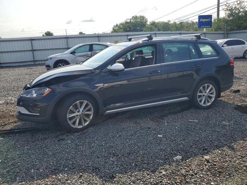Auction sale of the 2017 Volkswagen Golf Alltrack, vin: 3VWH17AU7HM541398, lot number: 61741416