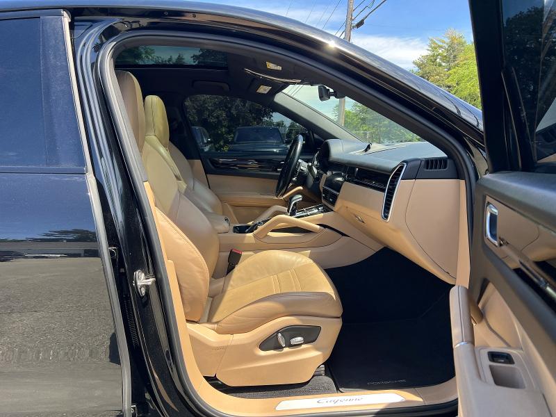 59824936 :رقم المزاد ، WP1BA2AY2LDA46687 vin ، 2020 Porsche Cayenne مزاد بيع