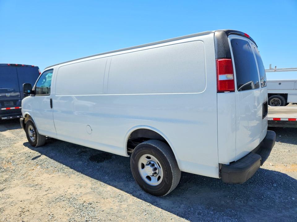 61617596 :رقم المزاد ، 1GCWGBFP3K1175622 vin ، 2019 Chevrolet Express 2500 مزاد بيع