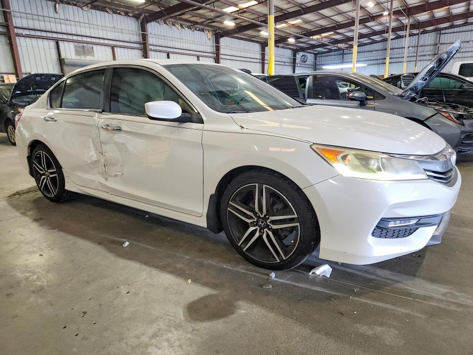 Aukcja sprzedaży 2017 Honda Accord, vin: 1HGCR2F67HA183351, numer aukcji: 61844396