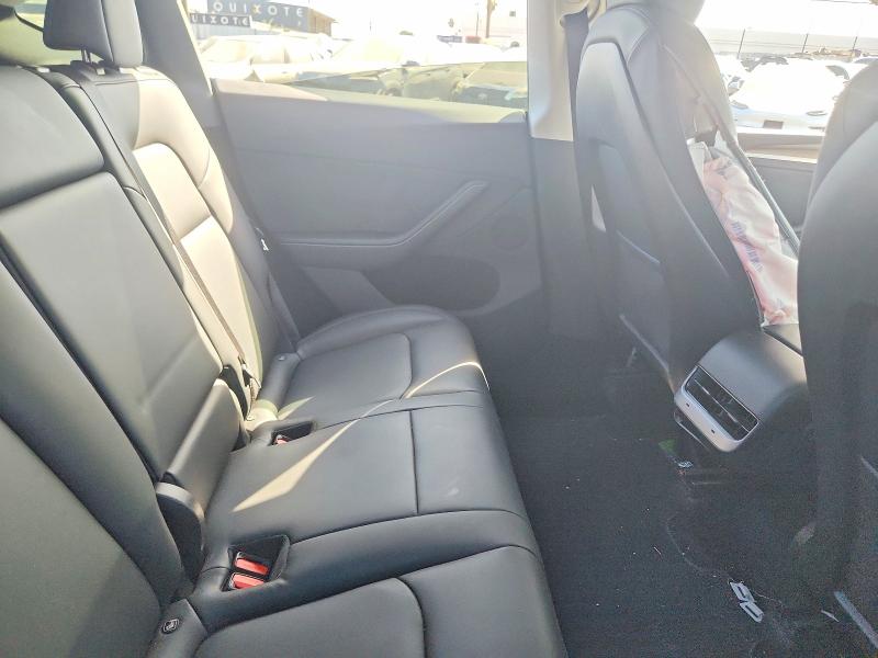 61093226 :رقم المزاد ، 7SAYGDEE1PA124414 vin ، 2023 Tesla Model Y مزاد بيع