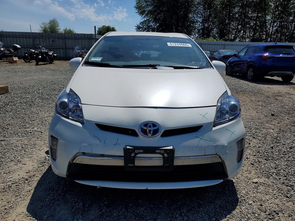 61244066 :رقم المزاد ، JTDKN3DP8F3068802 vin ، 2015 Toyota Prius Plug-in Hybrid مزاد بيع