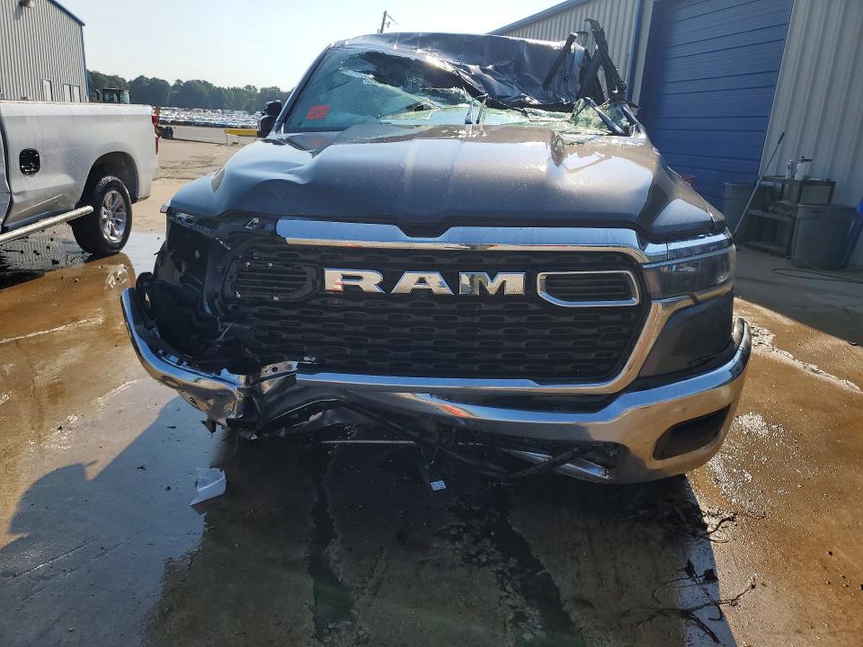 Продаж на аукціоні авто 2026 Ram 1500, vin: 3C6SRFFP4T4170389, номер лоту: 61418306