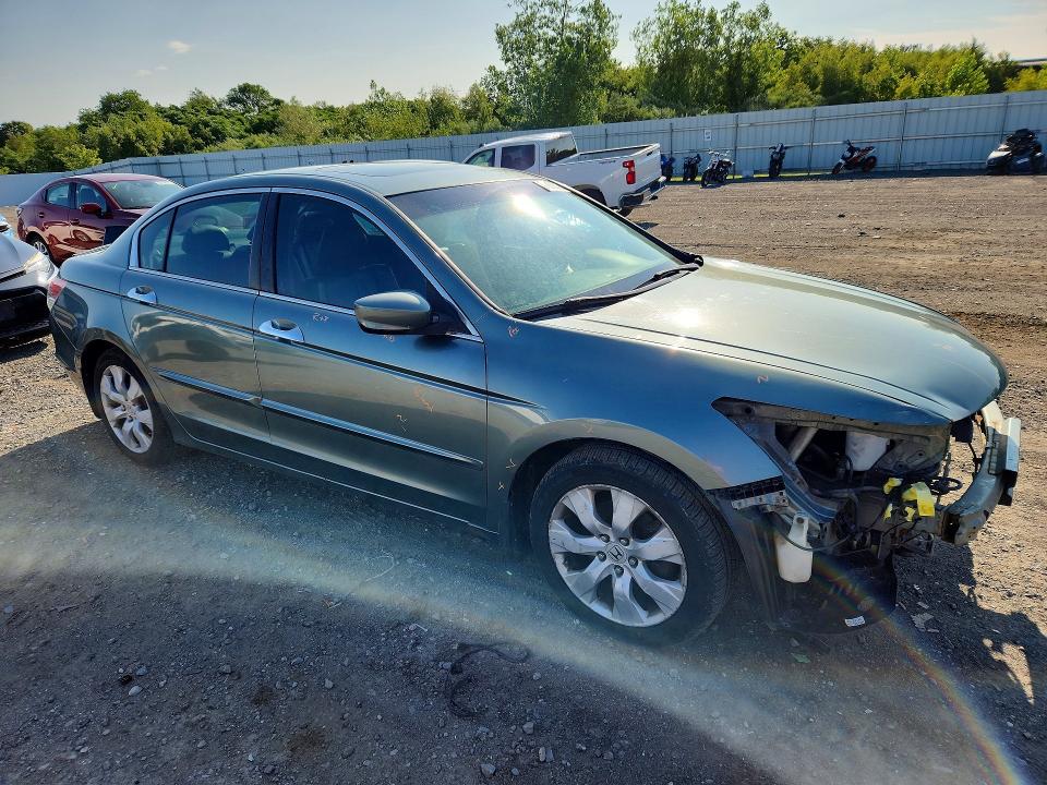 Продажа на аукционе авто 2009 Honda Accord, vin: 1HGCP36889A025177, номер лота: 61993586