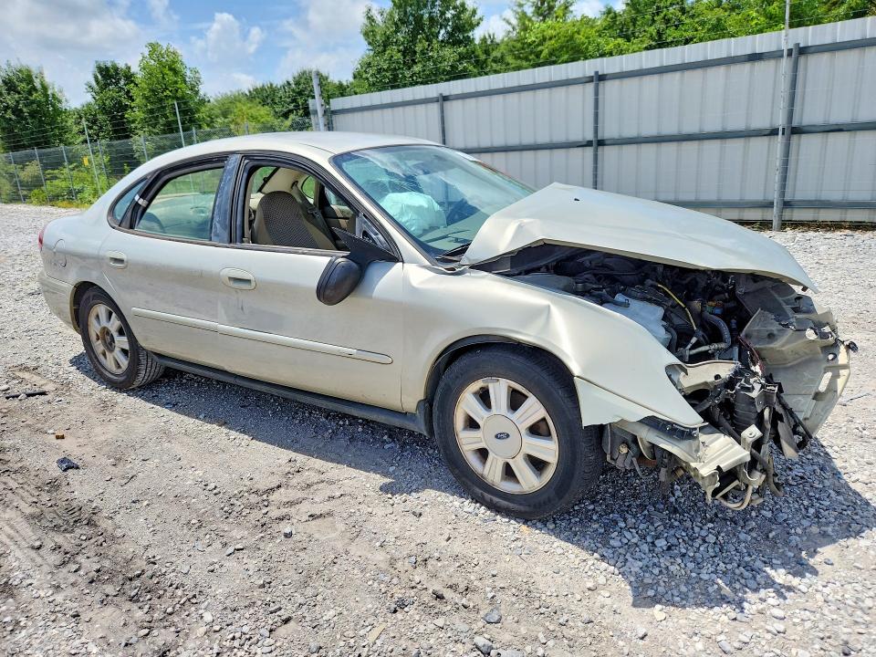 61841986 :رقم المزاد ، 1FAFP53U16A236053 vin ، 2006 Ford Taurus مزاد بيع