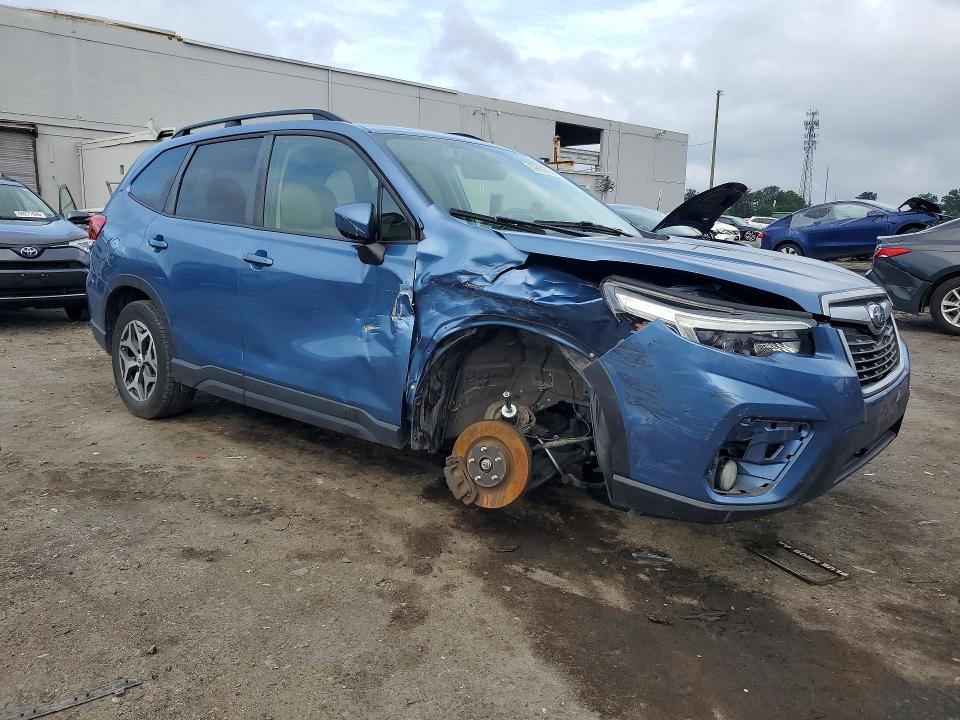 59352736 :رقم المزاد ، JF2SKAFC2MH435394 vin ، 2021 Subaru Forester مزاد بيع