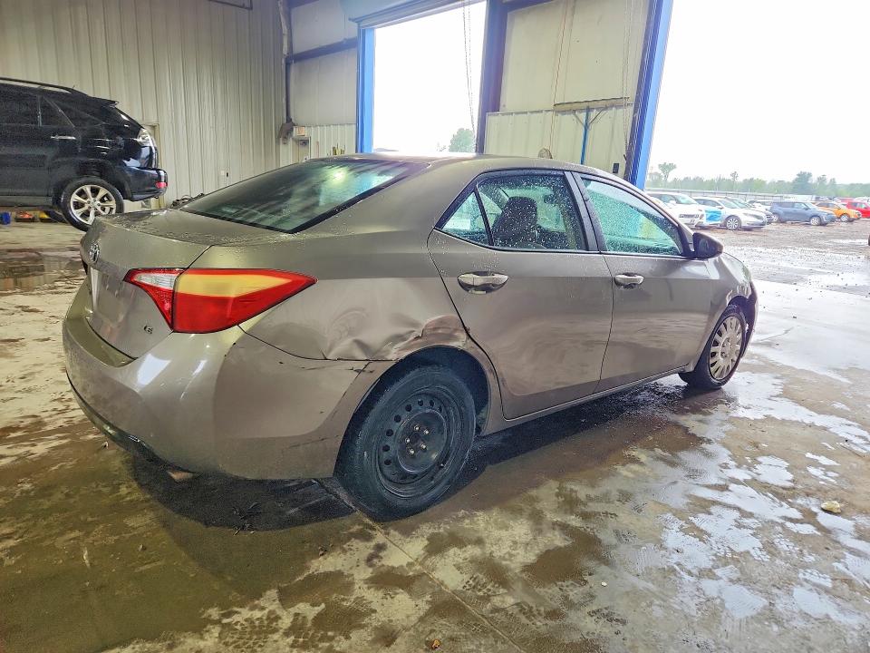 62035846 :رقم المزاد ، 2T1BURHE0FC382112 vin ، 2015 Toyota Corolla مزاد بيع