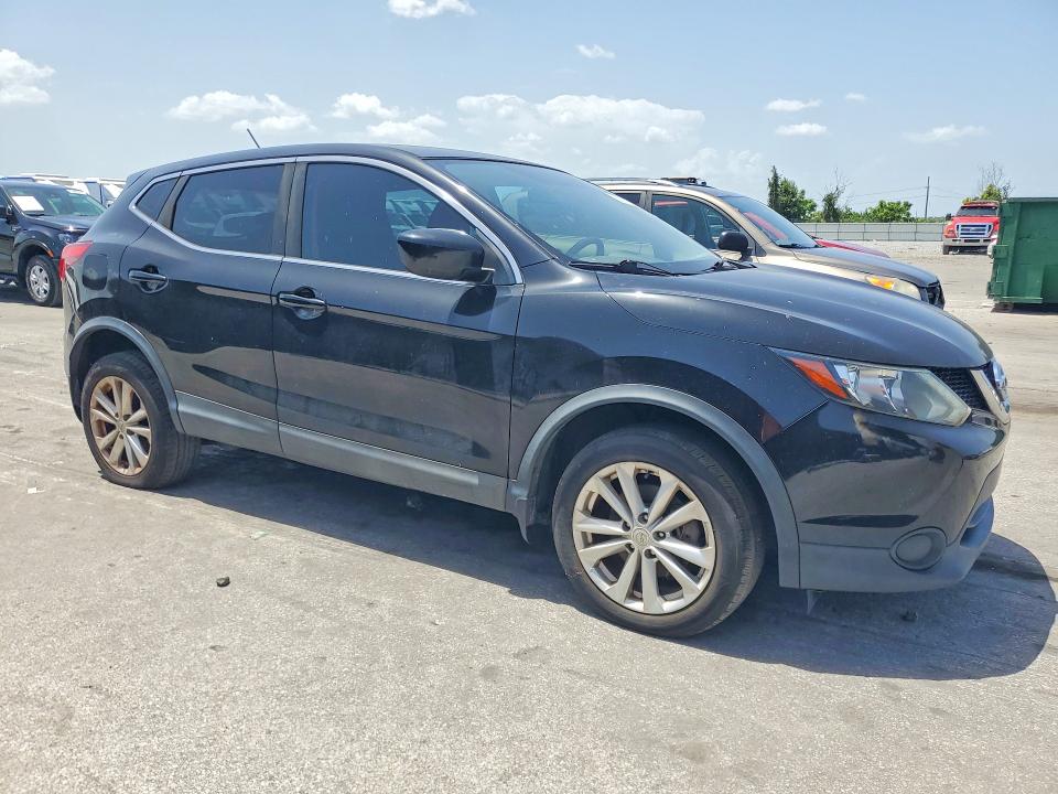 Продаж на аукціоні авто 2017 Nissan Rogue Sport, vin: JN1BJ1CP7HW018575, номер лоту: 60775356