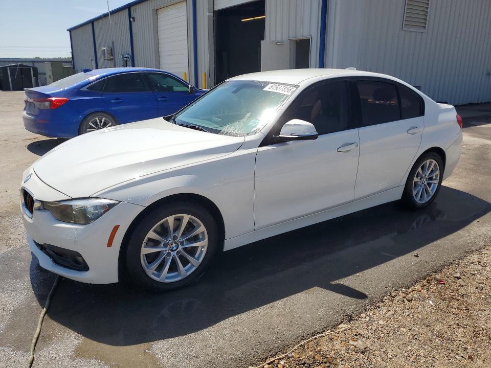61937856 :رقم المزاد ، WBA8E1G57HNU12939 vin ، 2017 Bmw 320 مزاد بيع