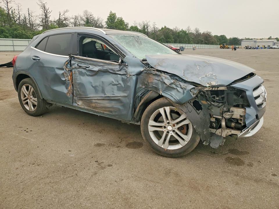 61199736 :رقم المزاد ، WDCTG4GB8FJ126854 vin ، 2015 Mercedes-benz Gla مزاد بيع