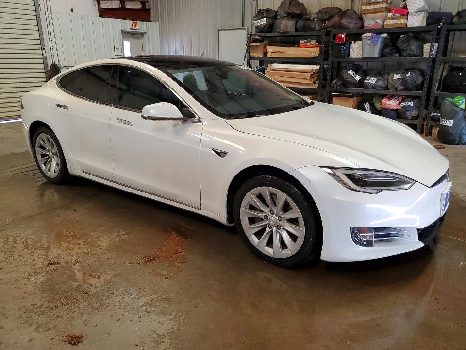 Aukcja sprzedaży 2017 Tesla Model S, vin: 5YJSA1E11HF225960, numer aukcji: 59797366