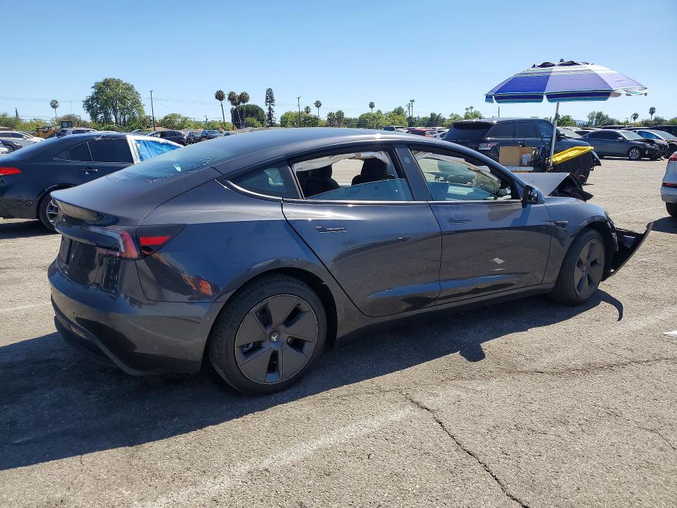 62121516 :رقم المزاد ، 5YJ3E1EB2TF145450 vin ، 2026 Tesla Model 3 مزاد بيع