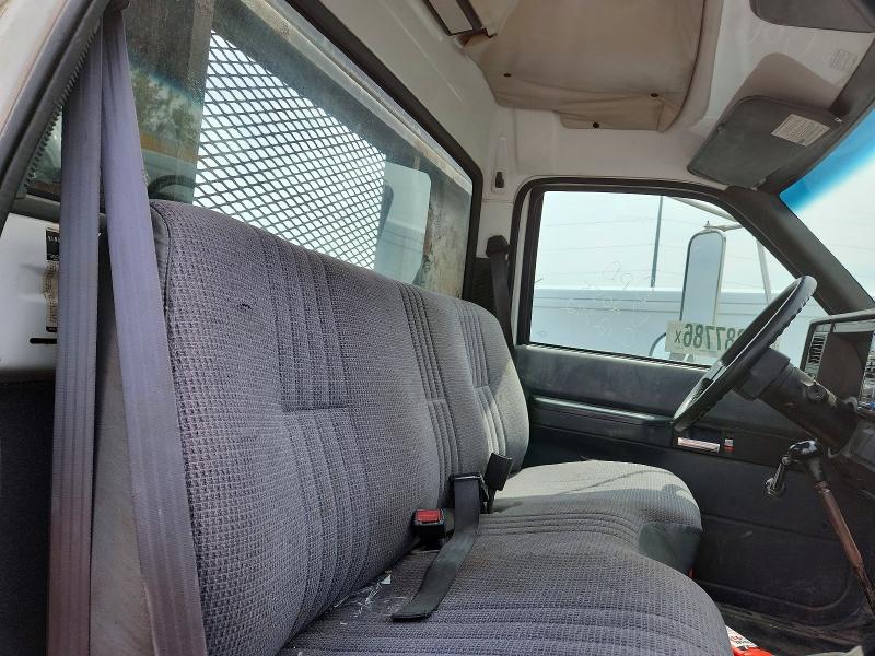 63387786 :رقم المزاد ، 1GDJ7H1C41J502055 vin ، 2001 Gmc C-series مزاد بيع