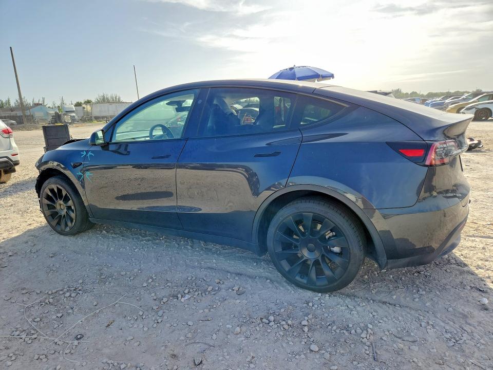 2024 Tesla Model Y მანქანა იყიდება აუქციონზე, vin: 7SAYGDED1RF009051, აუქციონის ნომერი: 59263146