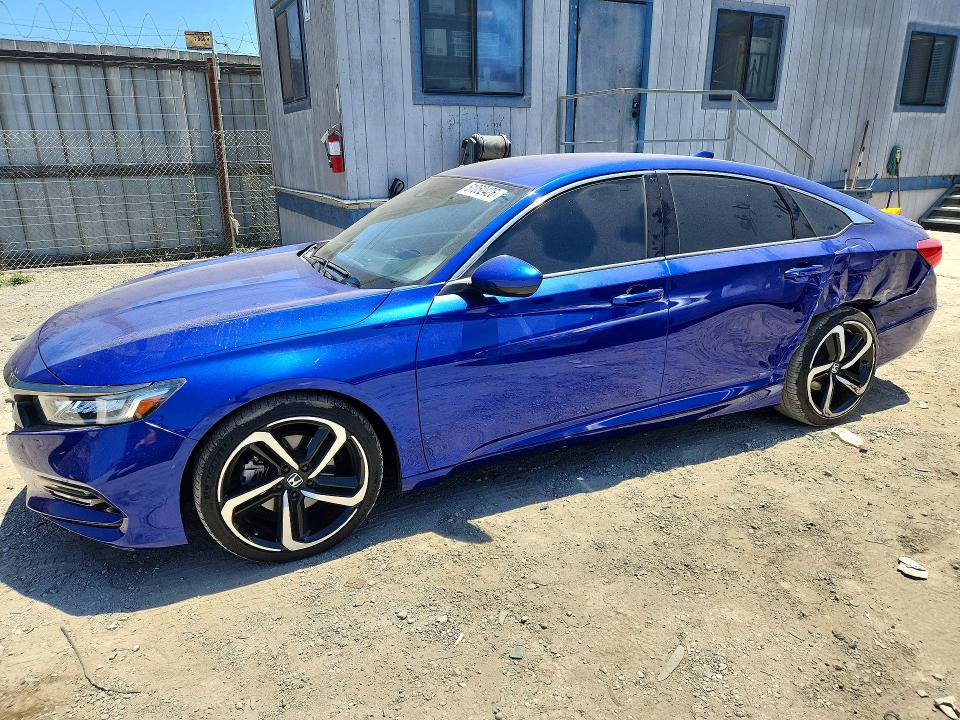 Aukcja sprzedaży 2018 Honda Accord, vin: 1HGCV1F3XJA179926, numer aukcji: 61052426