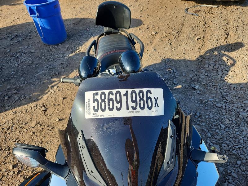 58691986 :رقم المزاد ، 2BXRDDD28FV003992 vin ، 2015 Can-am Spyder Roadster مزاد بيع