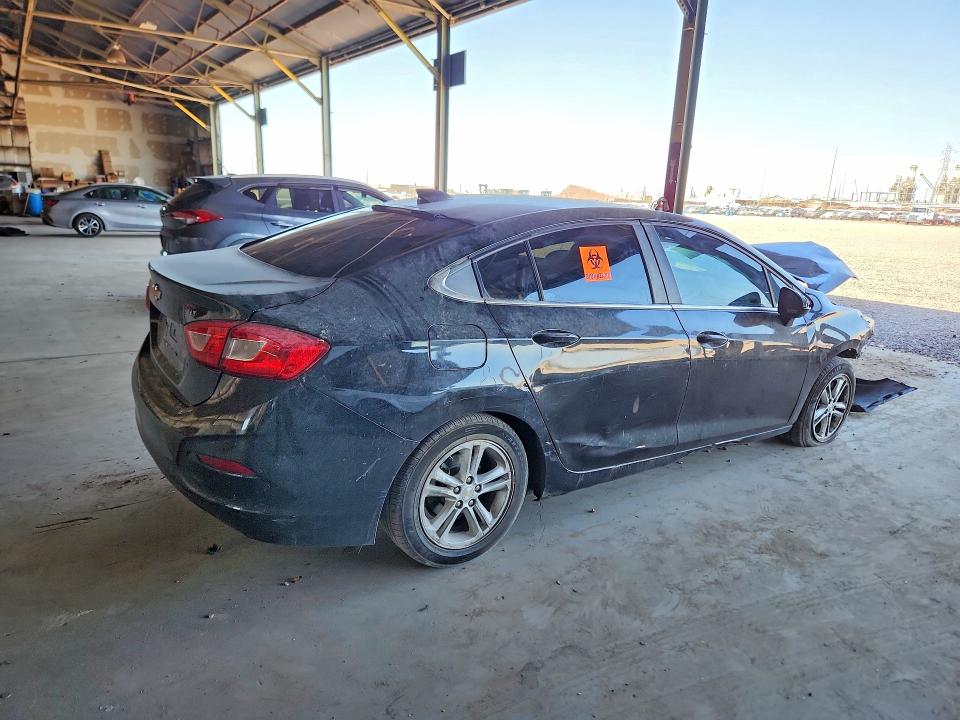 Продажа на аукционе авто 2018 Chevrolet Cruze, vin: 1G1BE5SM5J7178043, номер лота: 60378986