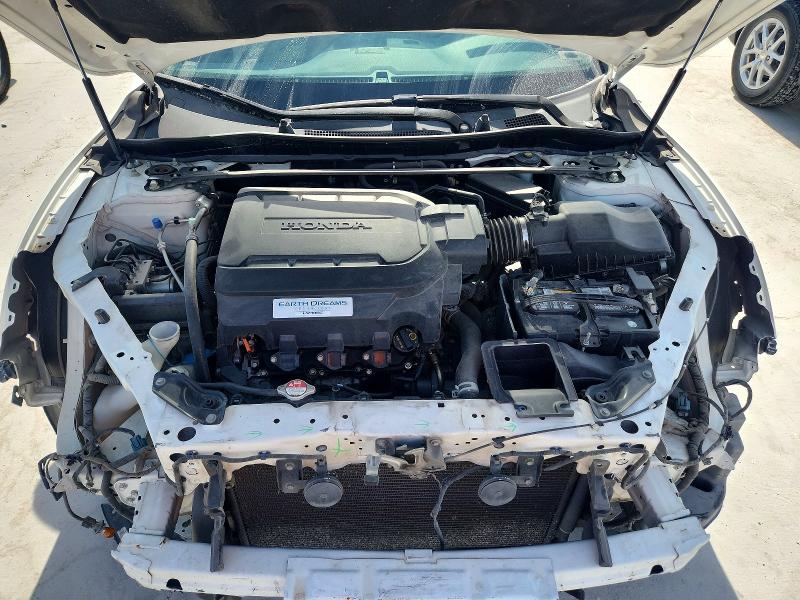2014 Honda Accord მანქანა იყიდება აუქციონზე, vin: 1HGCR3F84EA029702, აუქციონის ნომერი: 62774556