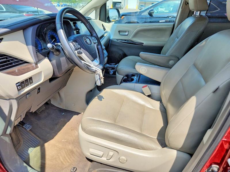 58890206 :رقم المزاد ، 5TDDZ3DC7HS179238 vin ، 2017 Toyota Sienna مزاد بيع