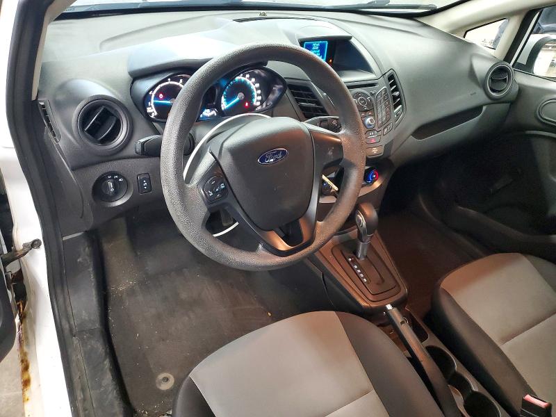 62996836 :رقم المزاد ، 3FADP4AJ8FM202995 vin ، 2015 Ford Fiesta مزاد بيع