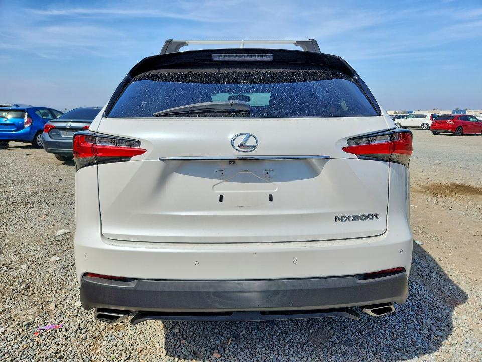 Продажа на аукционе авто 2015 Lexus Nx, vin: JTJYARBZ2F2018378, номер лота: 62428326