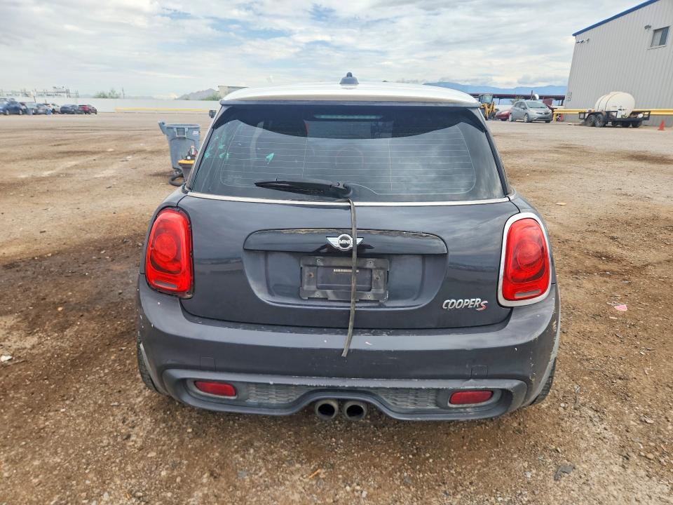 61434766 :رقم المزاد ، WMWXP7C55F2A33468 vin ، 2015 Mini Cooper مزاد بيع