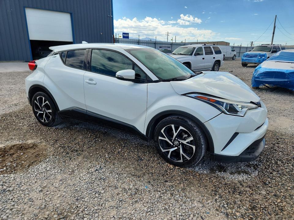 60004866 :رقم المزاد ، NMTKHMBX4JR027671 vin ، 2018 Toyota C-hr مزاد بيع
