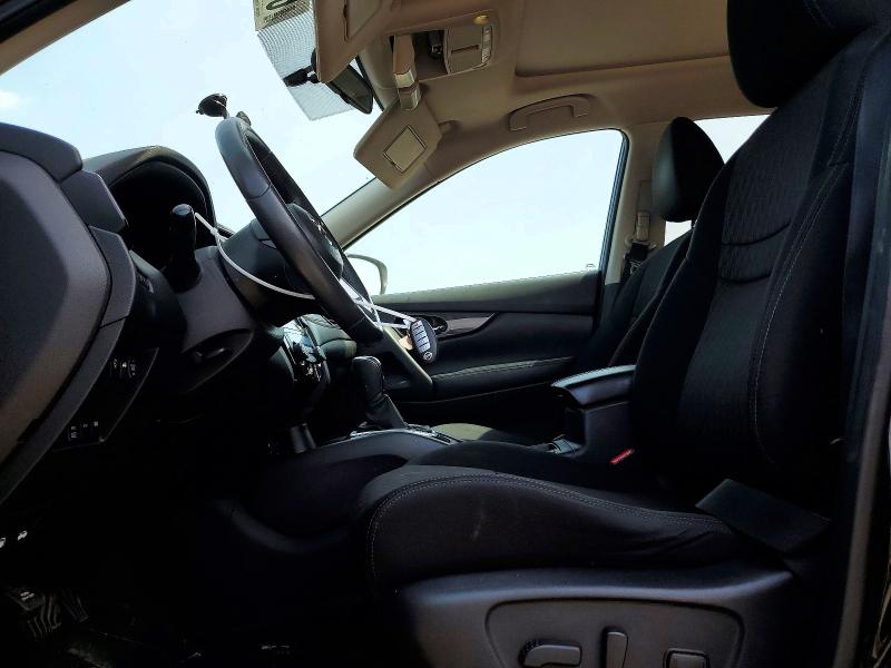 63038316 :رقم المزاد ، 5N1AT2MM6HC787434 vin ، 2017 Nissan Rogue مزاد بيع