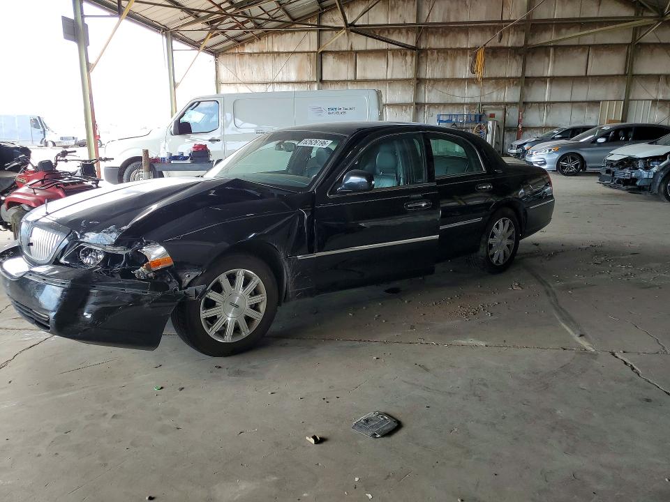 Auction sale of the 2009 Lincoln Town Car, vin: 2LNHM82V09X610697, lot number: 62626196