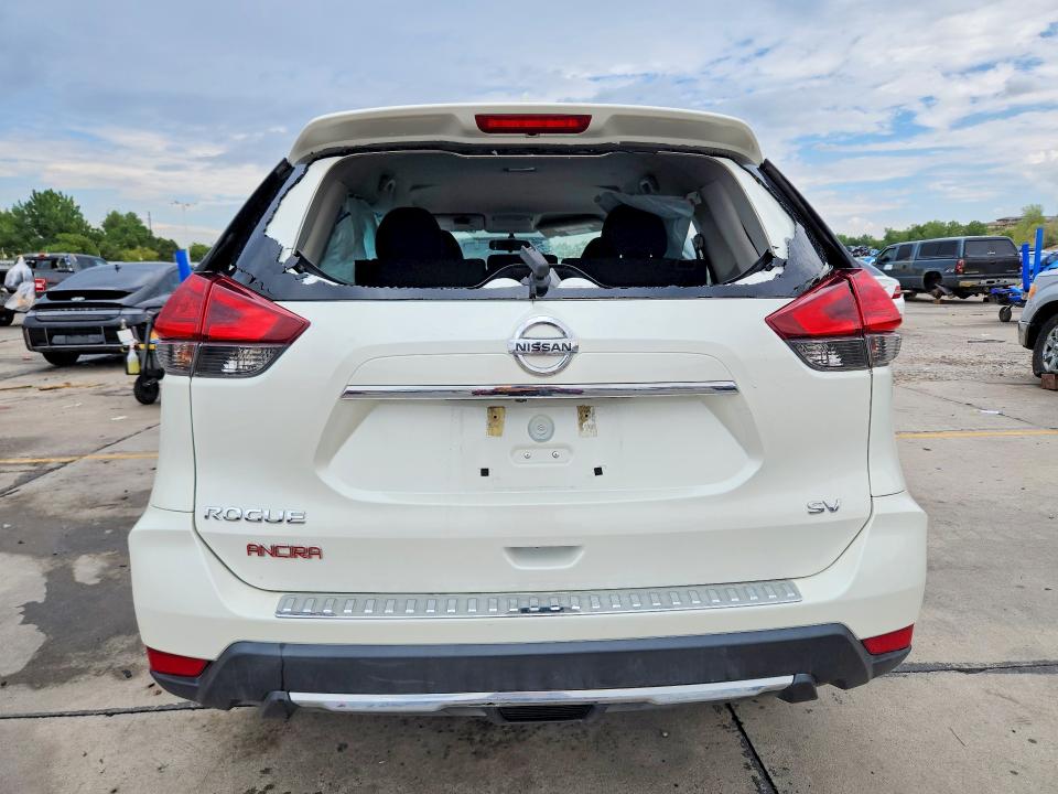 Aukcja sprzedaży 2017 Nissan Rogue, vin: 5N1AT2MT2HC889627, numer aukcji: 62442436