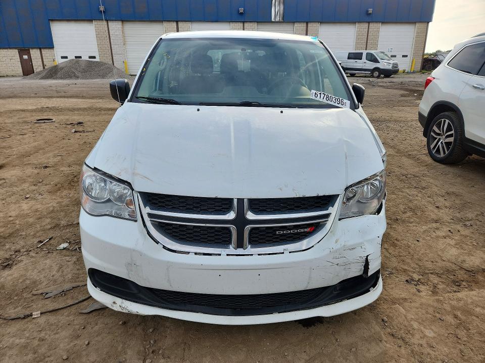 61780396 :رقم المزاد ، 2C4RDGBG7GR227698 vin ، 2016 Dodge Grand Caravan مزاد بيع