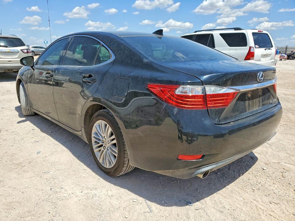60066526 :رقم المزاد ، JTHBK1GG1F2208931 vin ، 2015 Lexus Es مزاد بيع