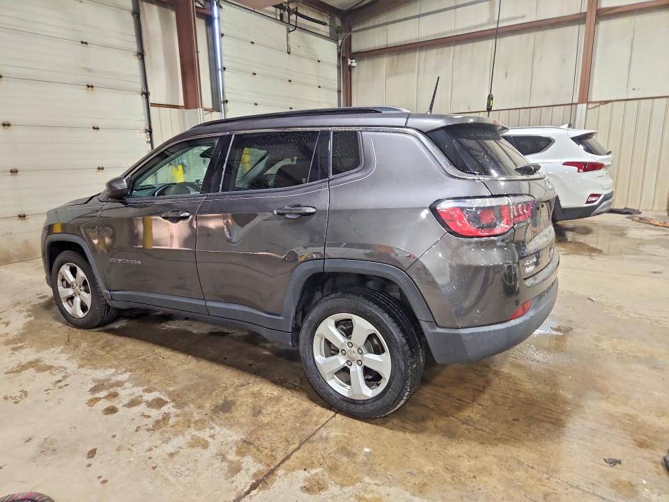 2018 Jeep Compass მანქანა იყიდება აუქციონზე, vin: 3C4NJDBB4JT457360, აუქციონის ნომერი: 61084986