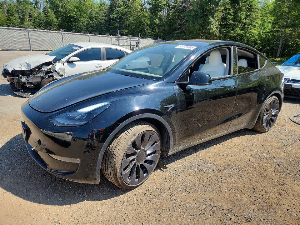 Auction sale of the 2024 Tesla Model Y, vin: LRWYGDEFXRC661546, lot number: 60741646