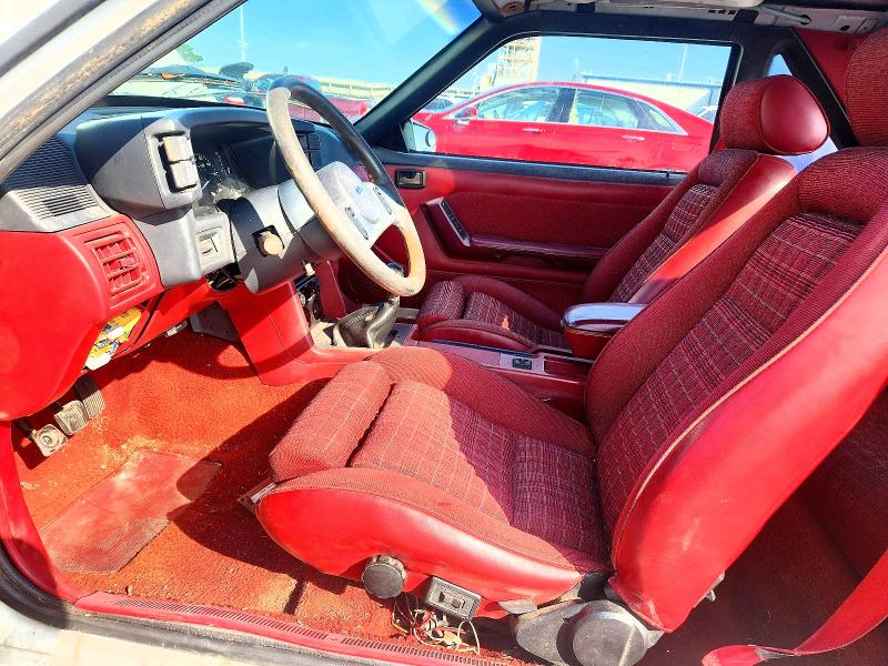 60052166 :رقم المزاد ، 1FABP42E8KF214261 vin ، 1989 Ford Mustang مزاد بيع