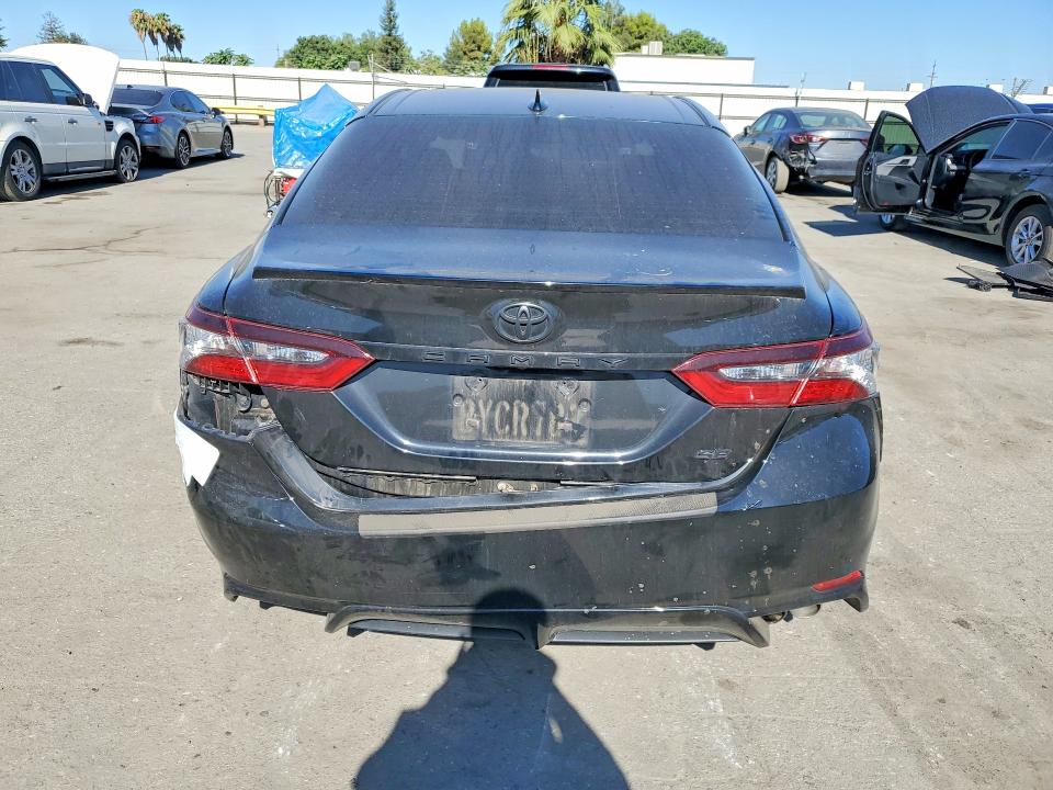 2022 Toyota Camry მანქანა იყიდება აუქციონზე, vin: 4T1T11AK0NU620312, აუქციონის ნომერი: 61166866
